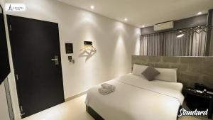 Phòng Tiêu Chuẩn Giường Đôi (Standard Double Room)