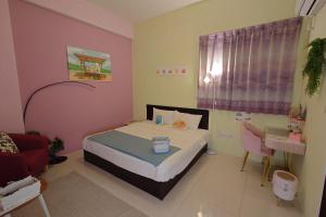 Phòng Tiêu Chuẩn Giường Đôi Lớn (Standard Queen Room)