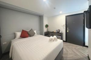 Phòng Tiêu Chuẩn 1 giường đôi (Standard with 1 Double Bed)