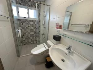 Phòng Deluxe 4 Người (Deluxe Quadruple Room)
