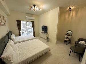 Phòng Deluxe 4 Người (Deluxe Quadruple Room)