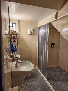 Phòng cho 3 người có Ban Công (Triple Room with Balcony)