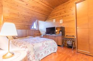 Phòng Giường Đôi Nhỏ (Small Double Room)