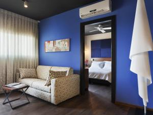 Deluxe Suite room in Port and Blue TLV Boutique Suites