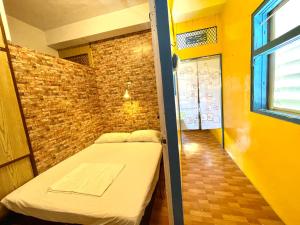 Phòng Giường Đôi Nhỏ (Small Double Room)