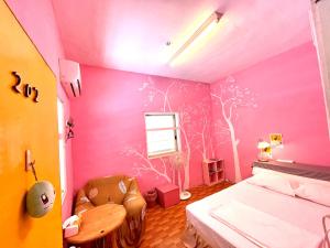 Phòng Tiêu Chuẩn Giường Đôi Với Phòng Tắm Chung (Standard Double Room with Shared Bathroom)