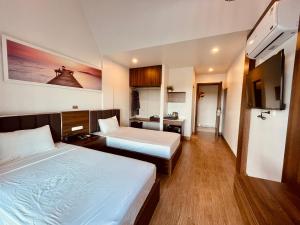 Phòng 2 giường đơn có ban công (Twin Room with Balcony)