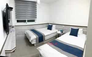 Phòng Deluxe Giường Đôi/2 Giường Đơn (Deluxe Double or Twin Room)