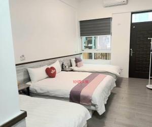 Phòng Deluxe 4 Người (Deluxe Quadruple Room)