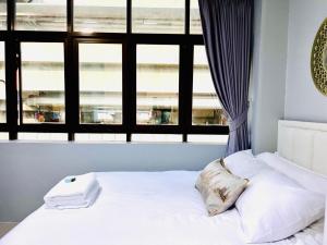 Suite Nhìn Ra Thành Phố (Suite with City View)