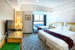 Phòng Tòa Pin Chen Cho Ba Người (Pin Chen Building Triple Room)