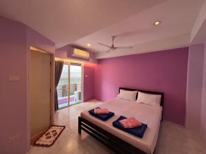 Phòng Giường Đôi Có Ban Công (Double Room with Balcony)