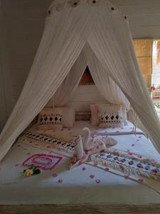 Phòng Deluxe Có Giường Cỡ King (Deluxe King Room)