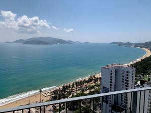 Phòng Gia Đình Nhìn Ra Biển (Family Room with Sea View)