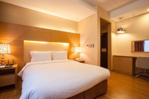 Phòng Cao Cấp Cho Hai Người (Superior Double Room)