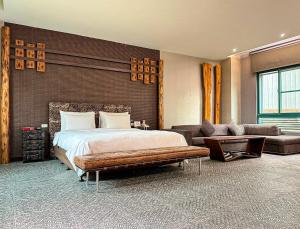 Suite Tổng thống (Presidential Suite)