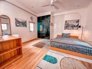 Phòng Giường Đôi Có Phòng Tắm Riêng (Double Room with Private Bathroom)
