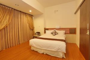 Phòng Tiêu Chuẩn Giường Đôi (Standard Double Room)