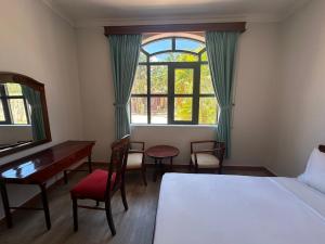 Phòng Deluxe Giường Đôi/2 Giường Đơn (Deluxe Double or Twin Room)