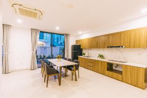Căn Hộ (Apartment)