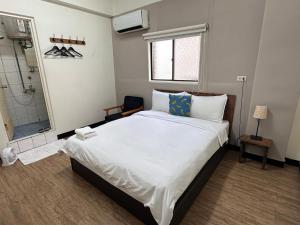 Phòng Đơn Có Phòng Tắm Riêng (Single Room with Private Bathroom)