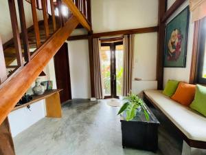 Phòng Có Giường Cỡ King Nhìn Ra Vườn (King Room with Garden View)