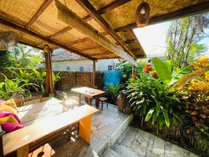 Phòng Có Giường Cỡ King Nhìn Ra Vườn (King Room with Garden View)