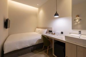 Phòng Tiêu chuẩn giường đôi không có cửa sổ (Standard Double Room without Window)