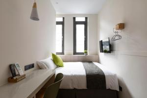 Tiết Kiệm giường đôi Có phòng tắm chung (Double Economy with Shared Bathroom)