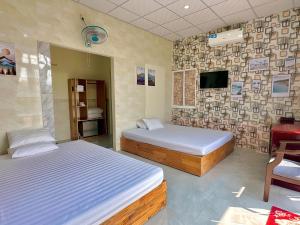 Phòng 3 Người Có Phòng Tắm (Triple Room with Bathroom)