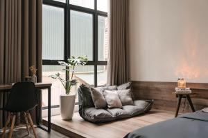 Studio Có Giường Cỡ Queen (Queen Studio)