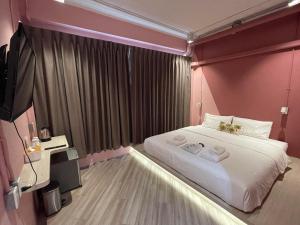 Phòng giường đôi có phòng tắm riêng (Double Room with Private Bathroom)