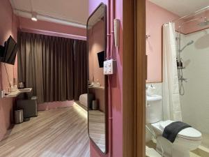 Phòng giường đôi có phòng tắm riêng (Double Room with Private Bathroom)