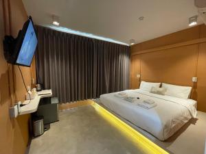 Phòng giường đôi có phòng tắm riêng (Double Room with Private Bathroom)