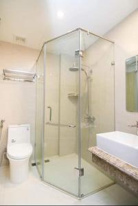 Phòng Hai Giường Đơn Loại Sang (Deluxe Twin Room)