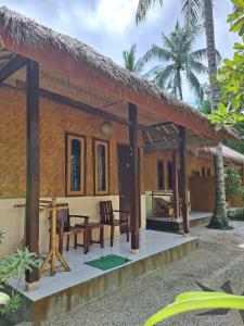Cottage Hướng vườn (Cottage Garden View)