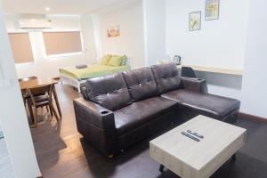 Căn Hộ Suite (Suite Apartment)