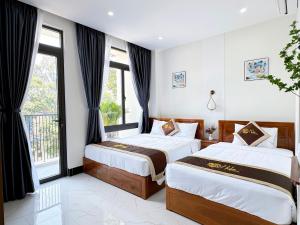 Phòng cho 3 người có Ban Công (Triple Room with Balcony)