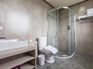 Suite Gia Đình Có Ban Công (Family Suite with Balcony)