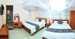 Phòng Tiêu Chuẩn Có 2 Giường Cỡ Queen (Standard Queen Room with Two Queen Beds)
