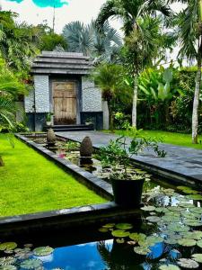 Biệt Thự (Villa)