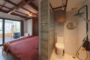 Studio Có Ban Công (Studio with Balcony)