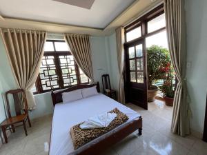 Phòng Giường Đôi Có Ban Công (Double Room with Balcony)