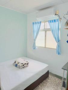 Phòng Giường Đôi Nhỏ (Small Double Room)