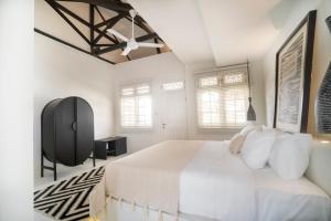 Phòng Đôi Cao Cấp (Superior Double Room)
