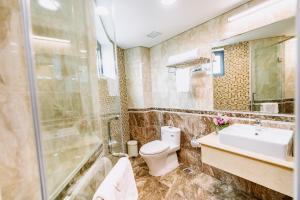 Phòng Deluxe Nhìn ra Thành phố (Deluxe City View)