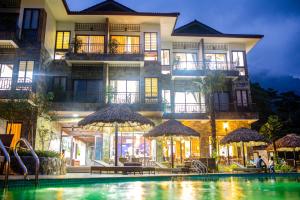 Phòng Deluxe có Ban công (Deluxe Balcony)
