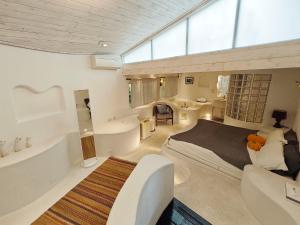 Phòng Suite Santorini có giường lớn (Santorini Suite with King Bed)