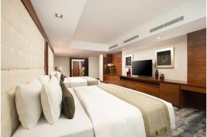 Aryaduta Suite