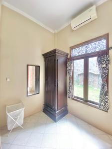 Phòng Giường Đôi Hạng Bình Dân (Budget Double Room)